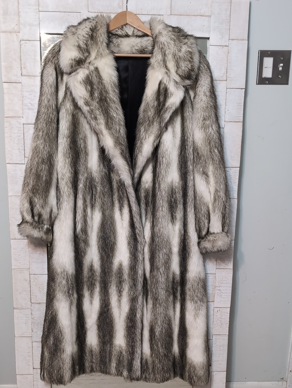 VTG James McQuay New York Black Cross Mink Fur Coat